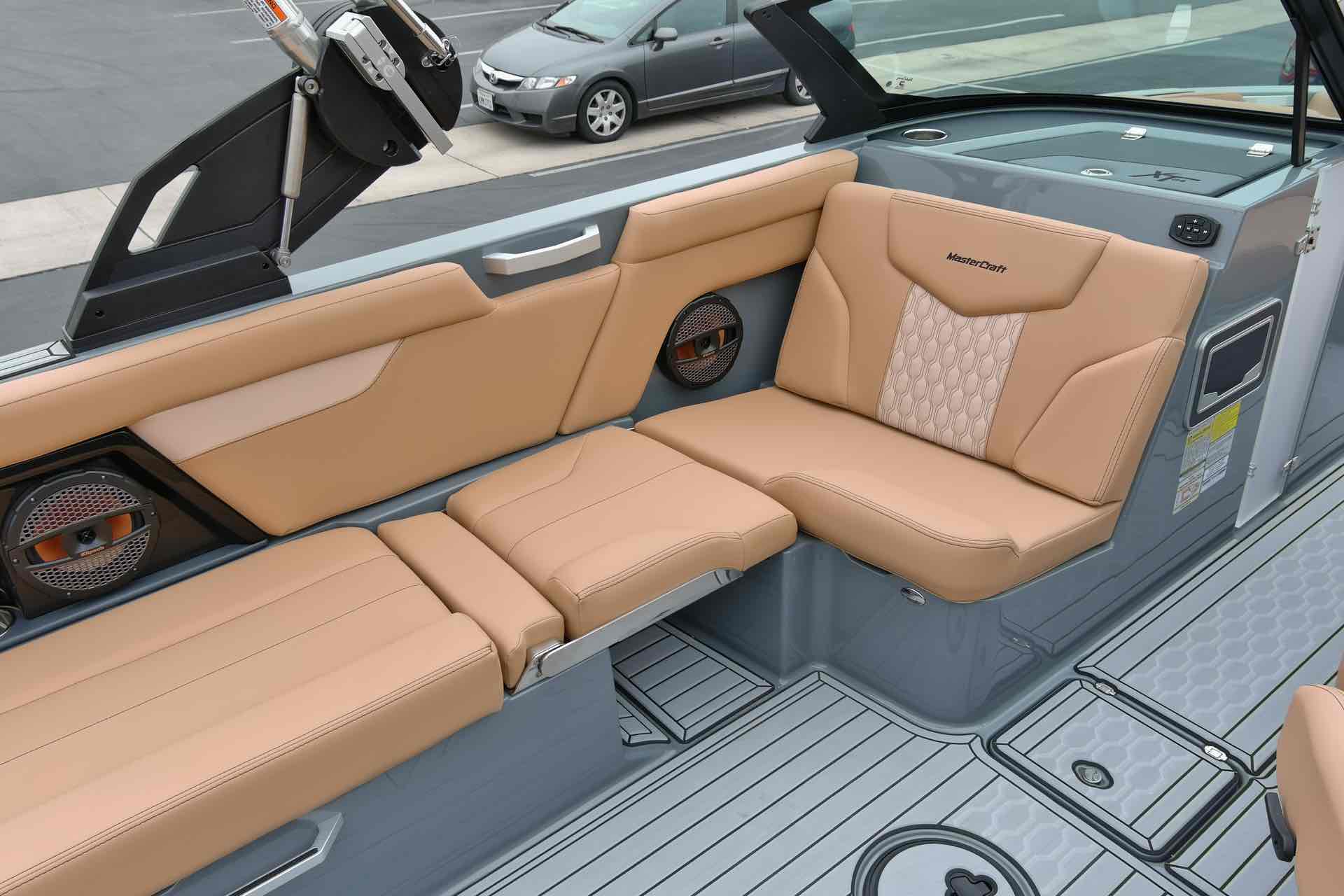2024 MasterCraft XT24