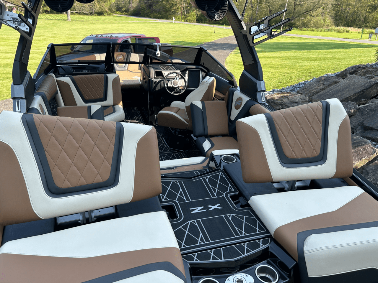 2021 Tige 21ZX – LOADED