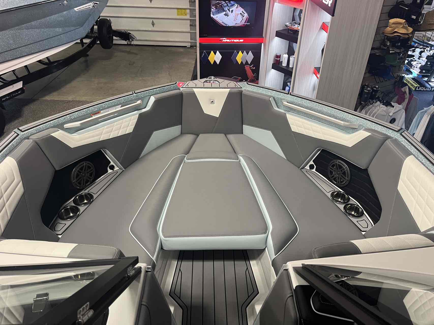 2024 Nautique S25