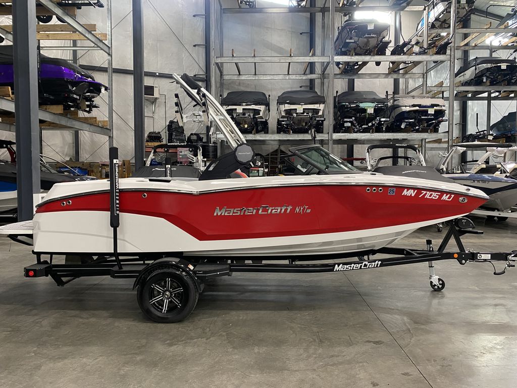 boat.Title