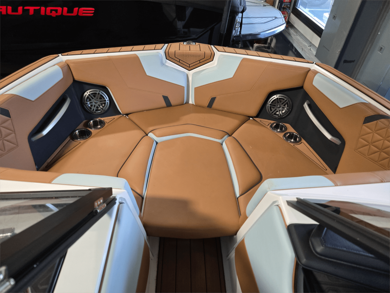 2023 Nautique GS20