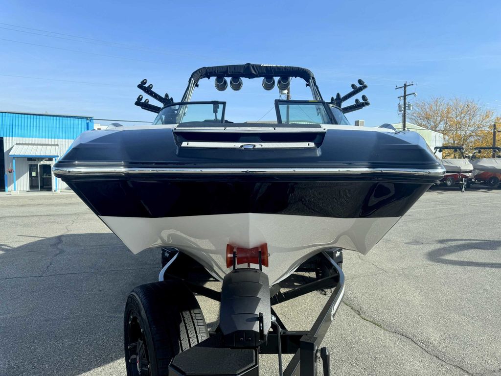 2024 MasterCraft X24