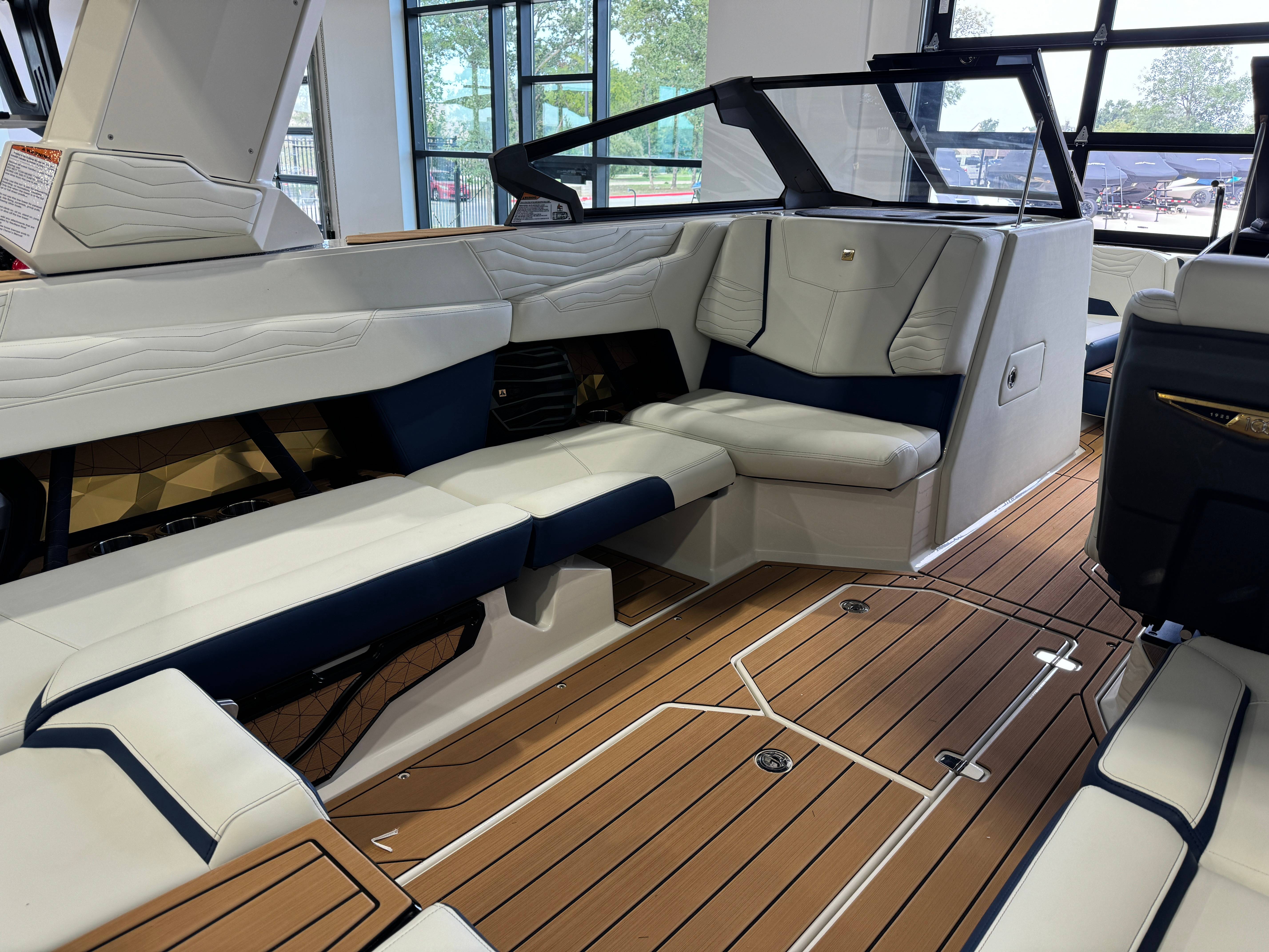 2025 Nautique Super Air Nautique G23