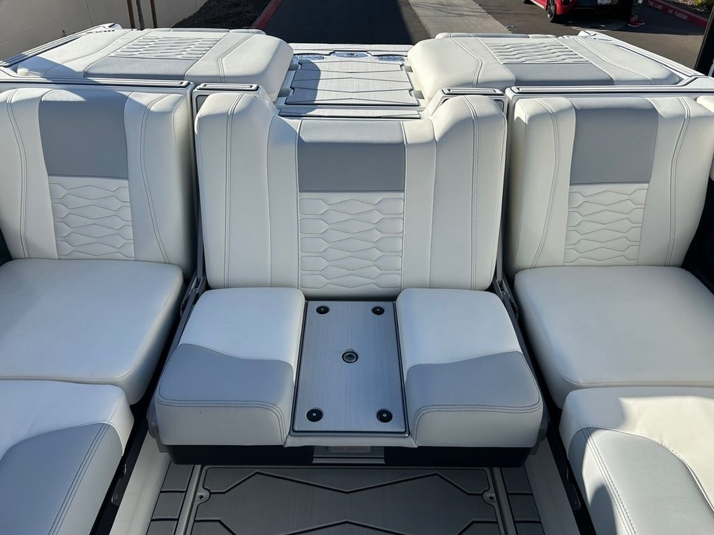 2025 Malibu Boats 24 MXZ