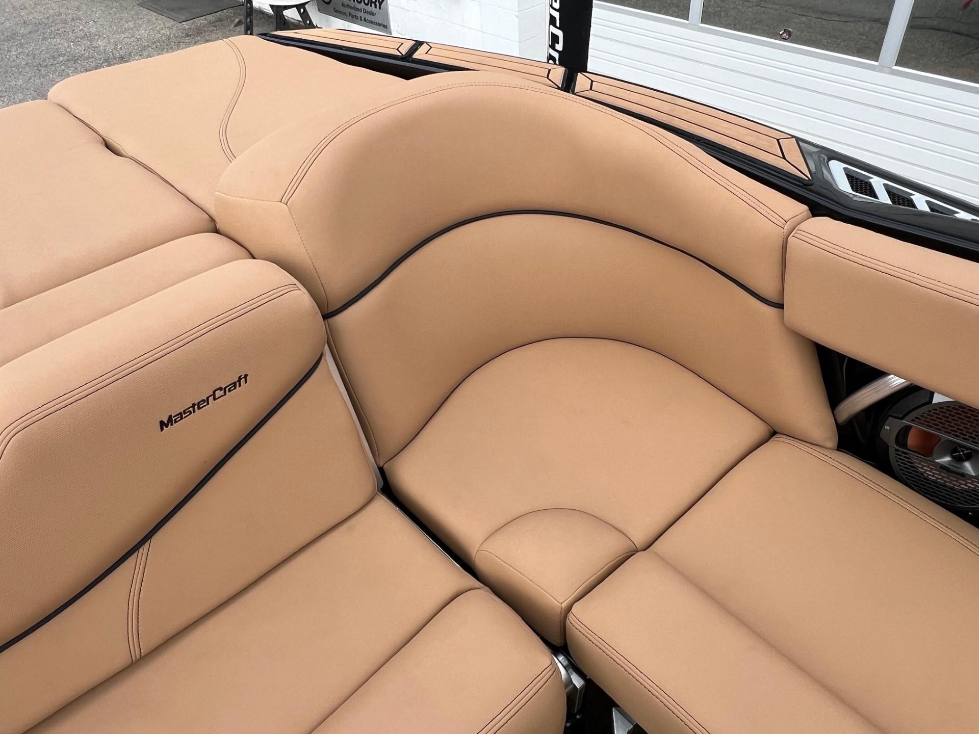 2021 MasterCraft XT23