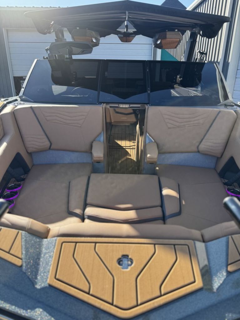 2025 Nautique Super Air Nautique G23