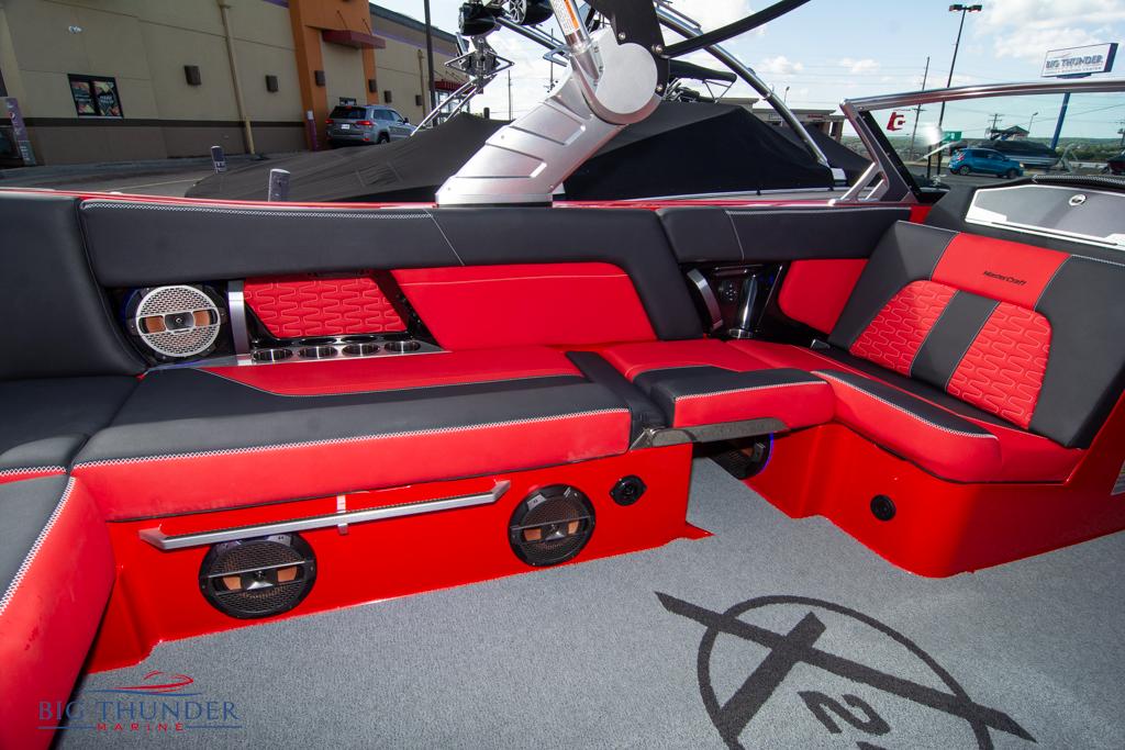 2021 Mastercraft X24