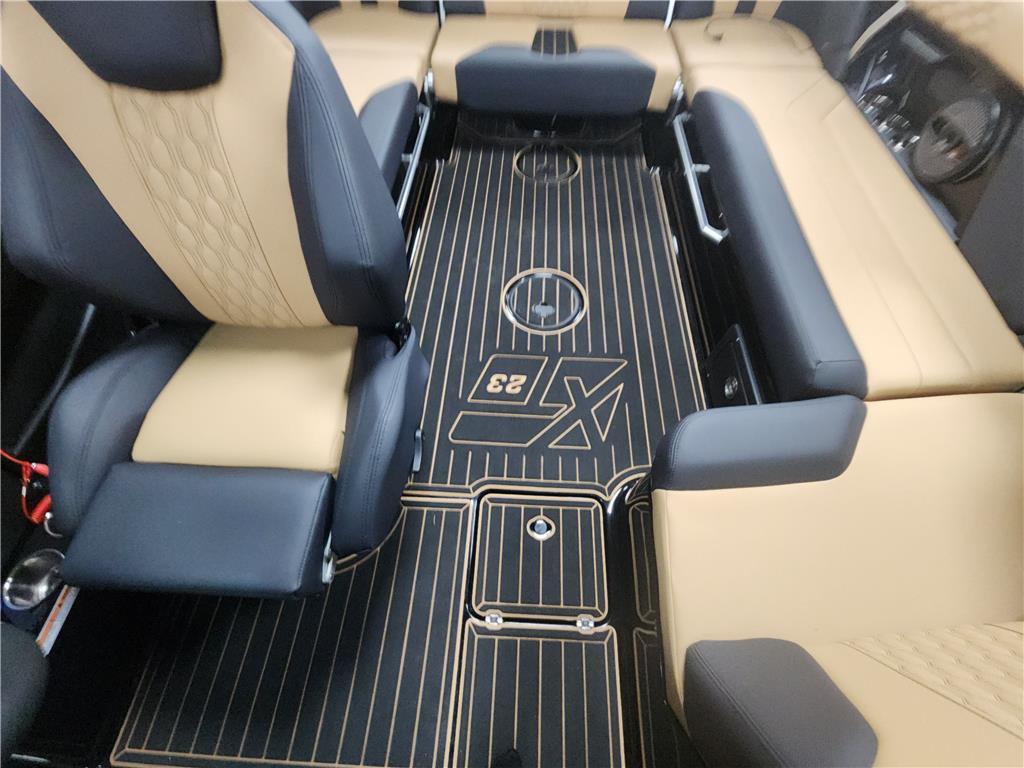 2024 Mastercraft XT-23 | 209111