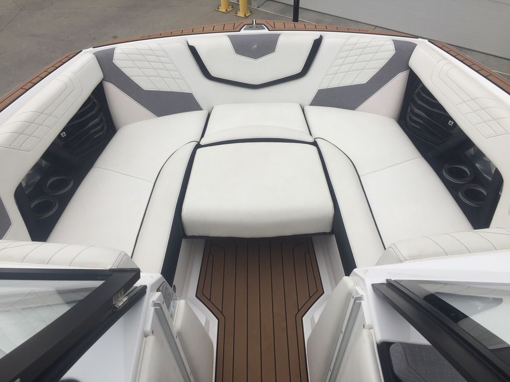 2021 Nautique Super Air Nautique G23 Icon