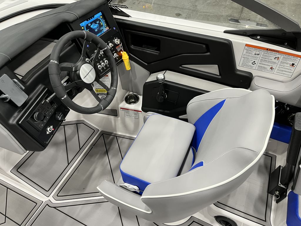 2023 MOOMBA Makai