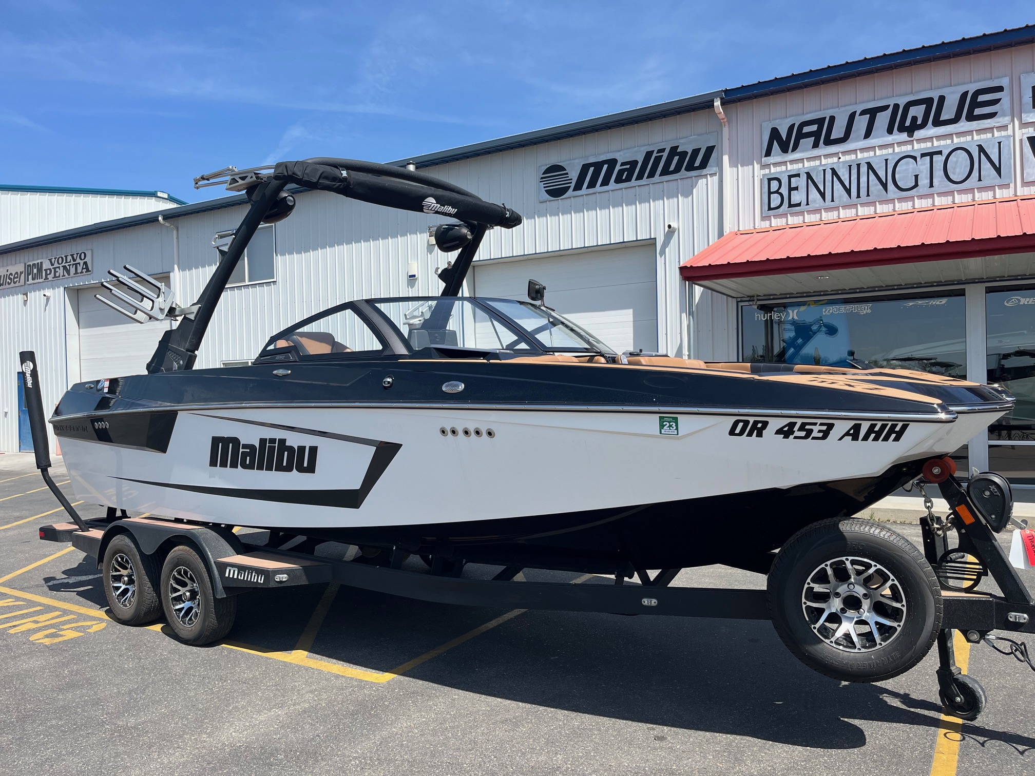 2022 Malibu 23 MXZ