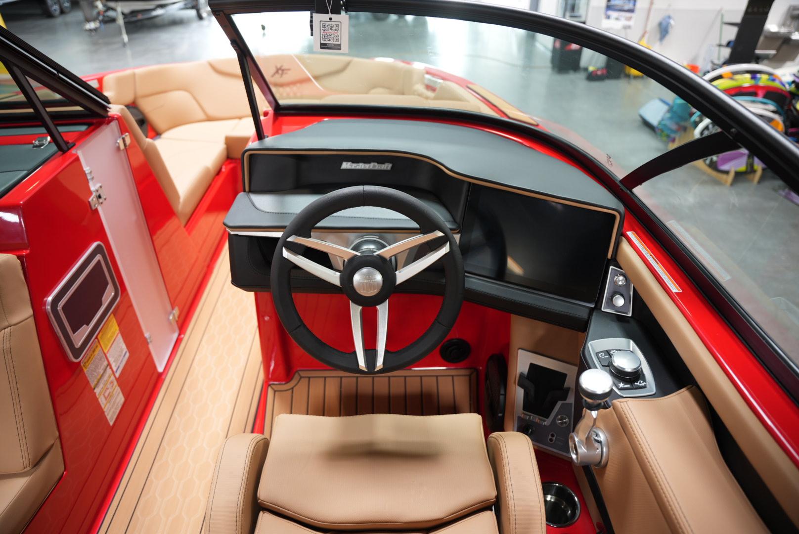 2025 MasterCraft XT24 - EXECUTIVE DEMO - COMING OCTOBER 15! Icon