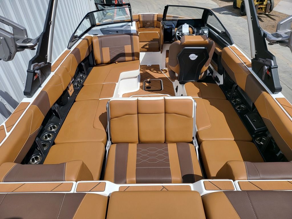 2025 Malibu Boats 23 LSV