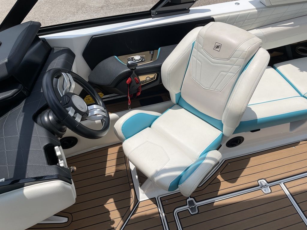 2021 Nautique Super Air Nautique G23