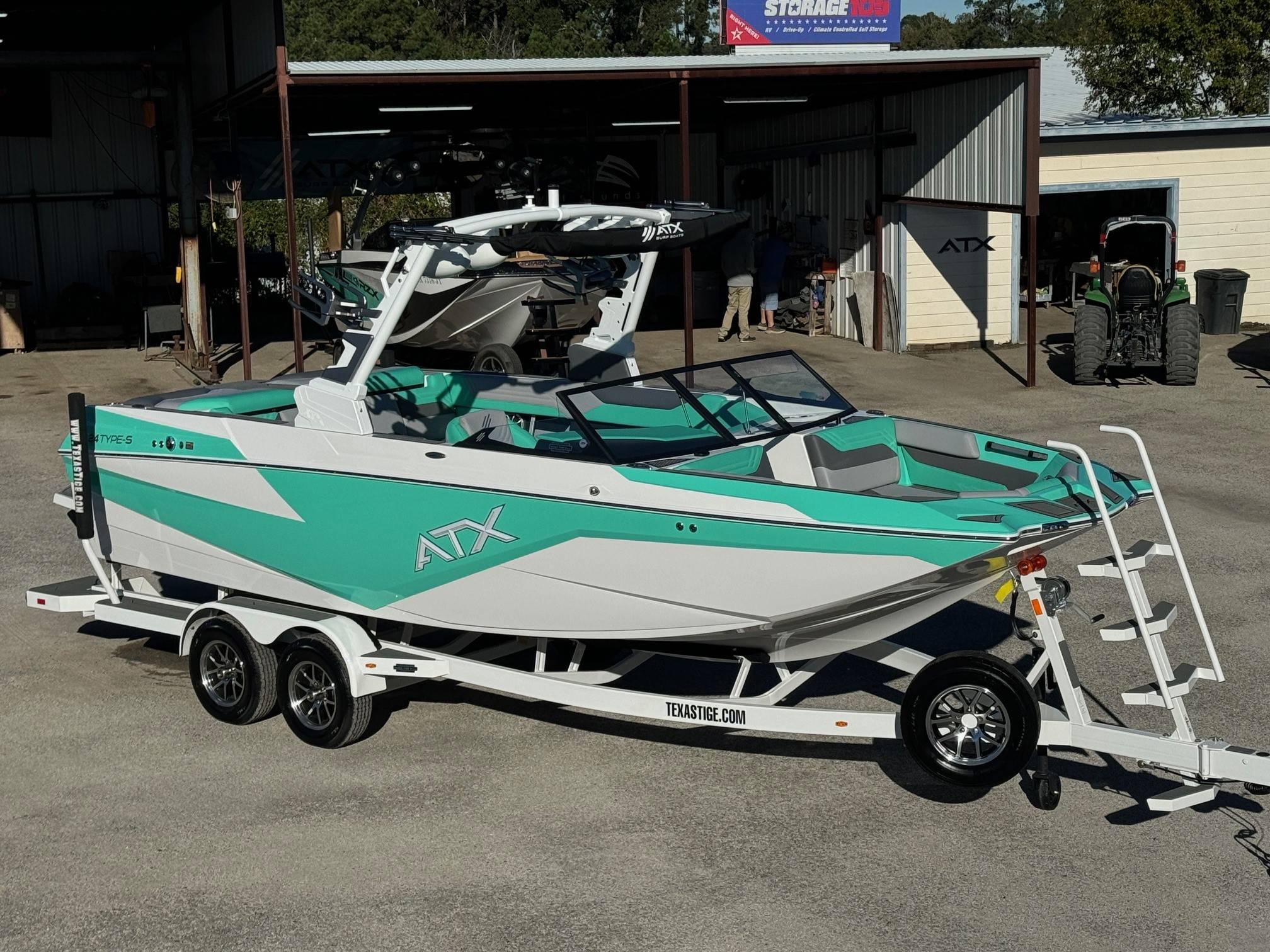 boat.Title