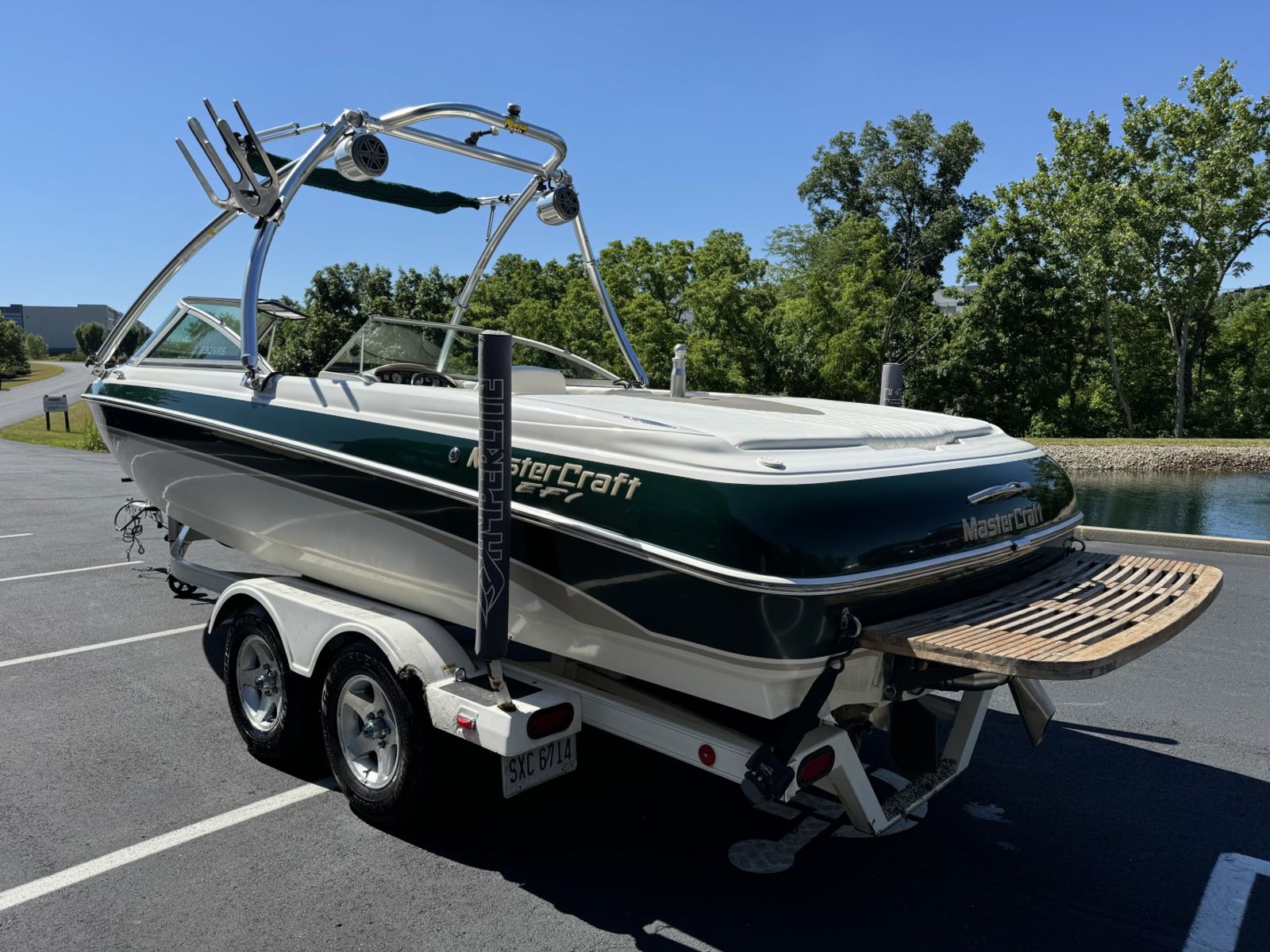 2000 MasterCraft Maristar 230V
