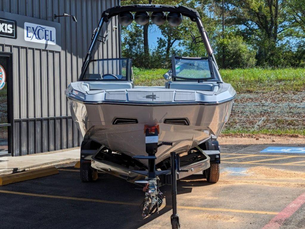 boat.Title