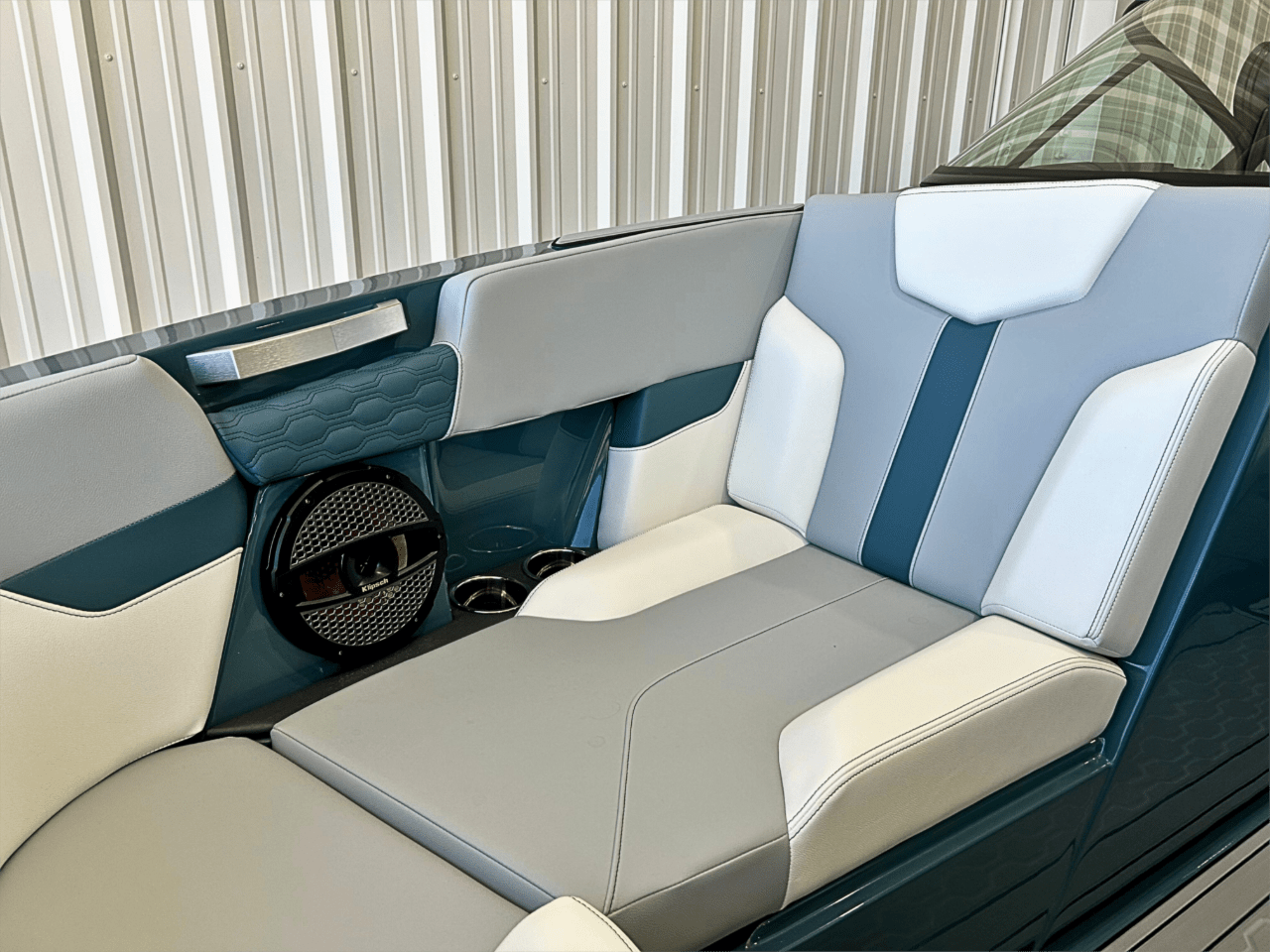 2025 MasterCraft XT22