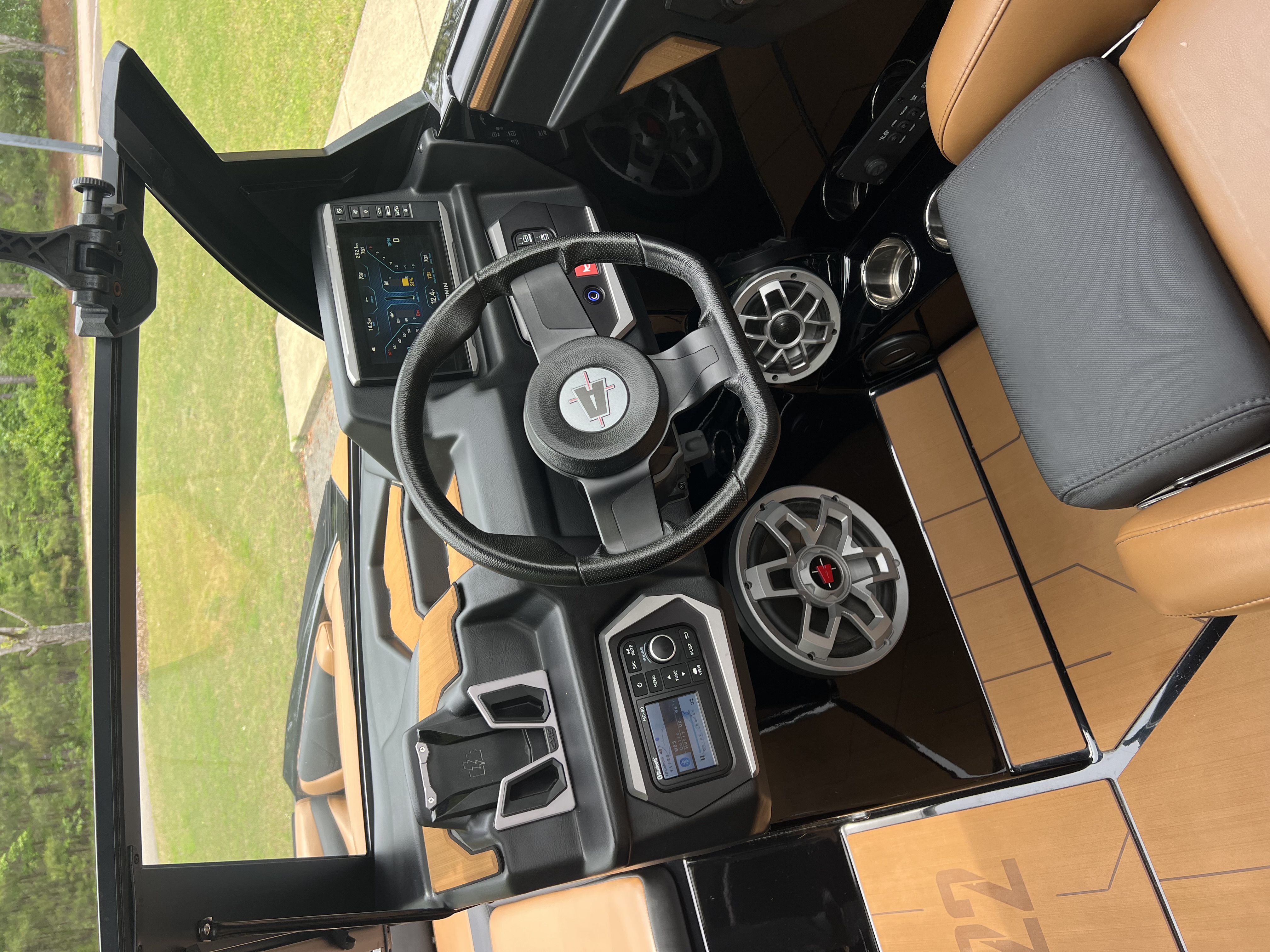 2022 Axis A22 - Single Owner, Fully Loaded, Garage Kept