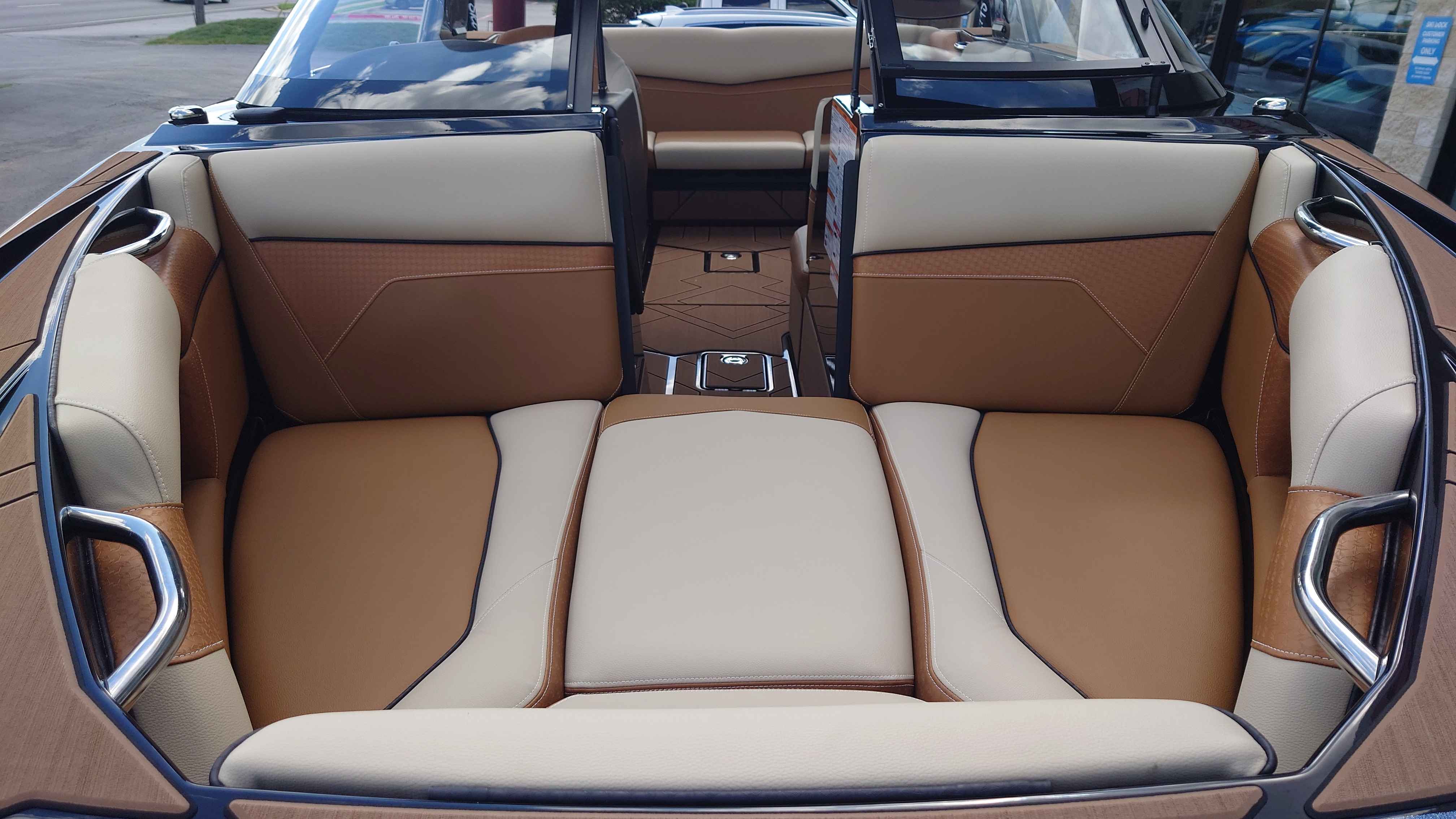 2024 Supreme S220