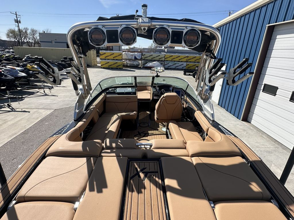 2021 mastercraft XT21
