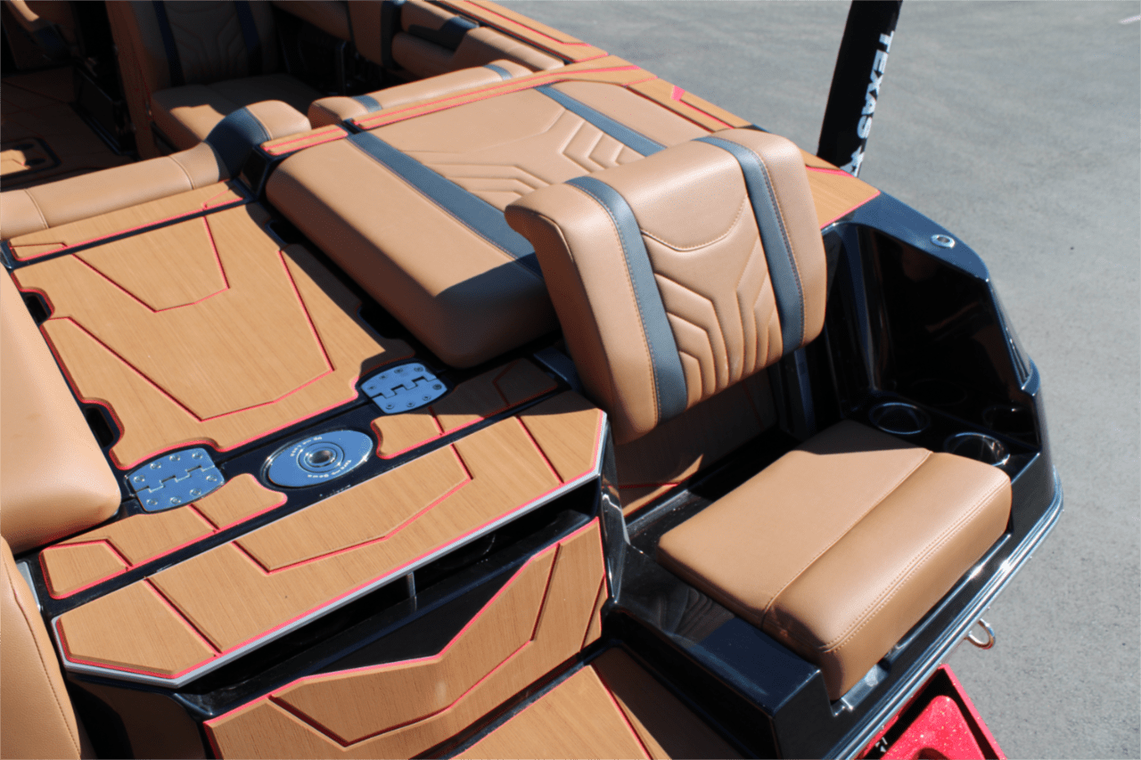 2025 Malibu 25 LSV