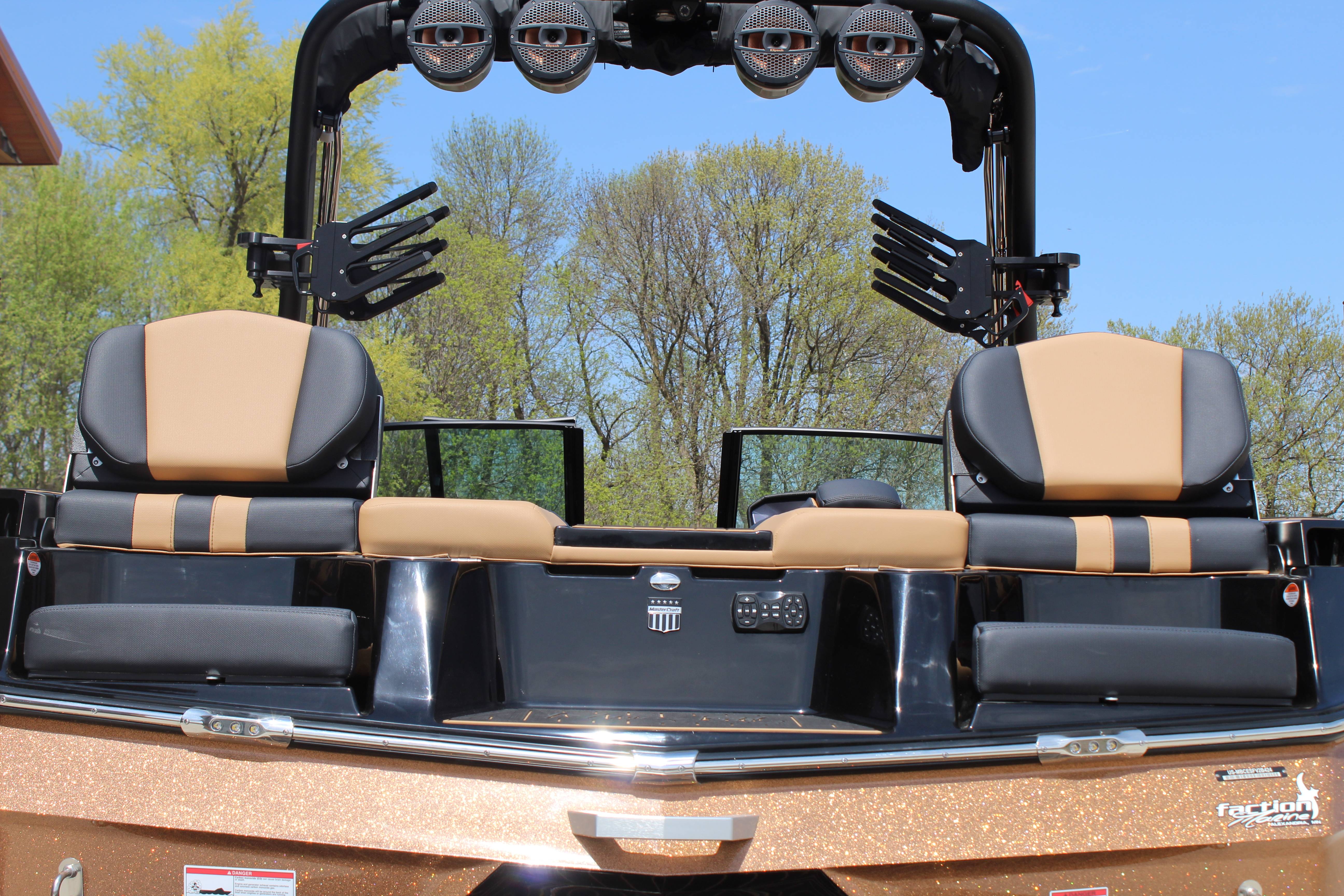 2024 MasterCraft XT23