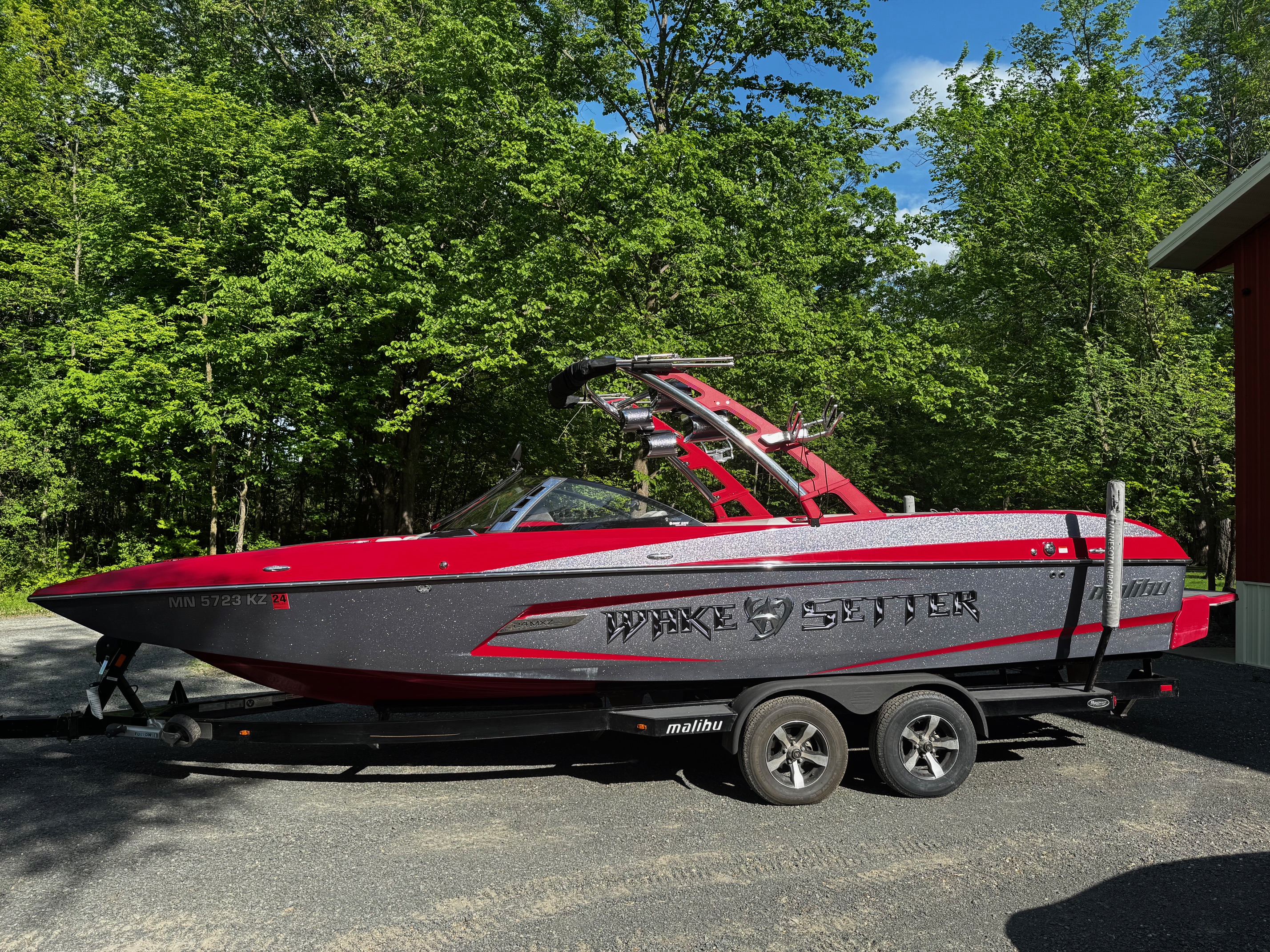 2013 Malibu Wakesetter 24 MXZ Icon