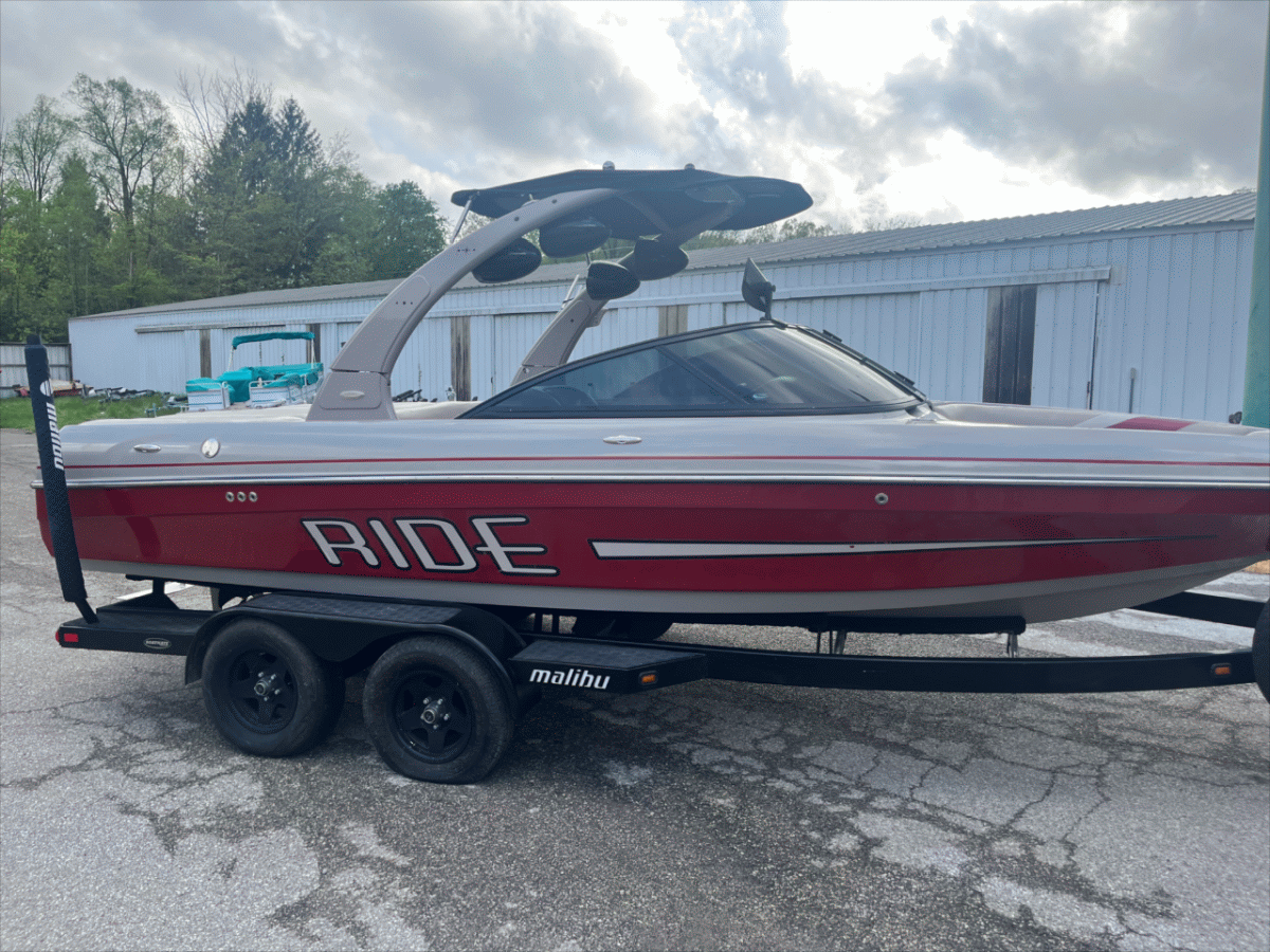 boat.Title