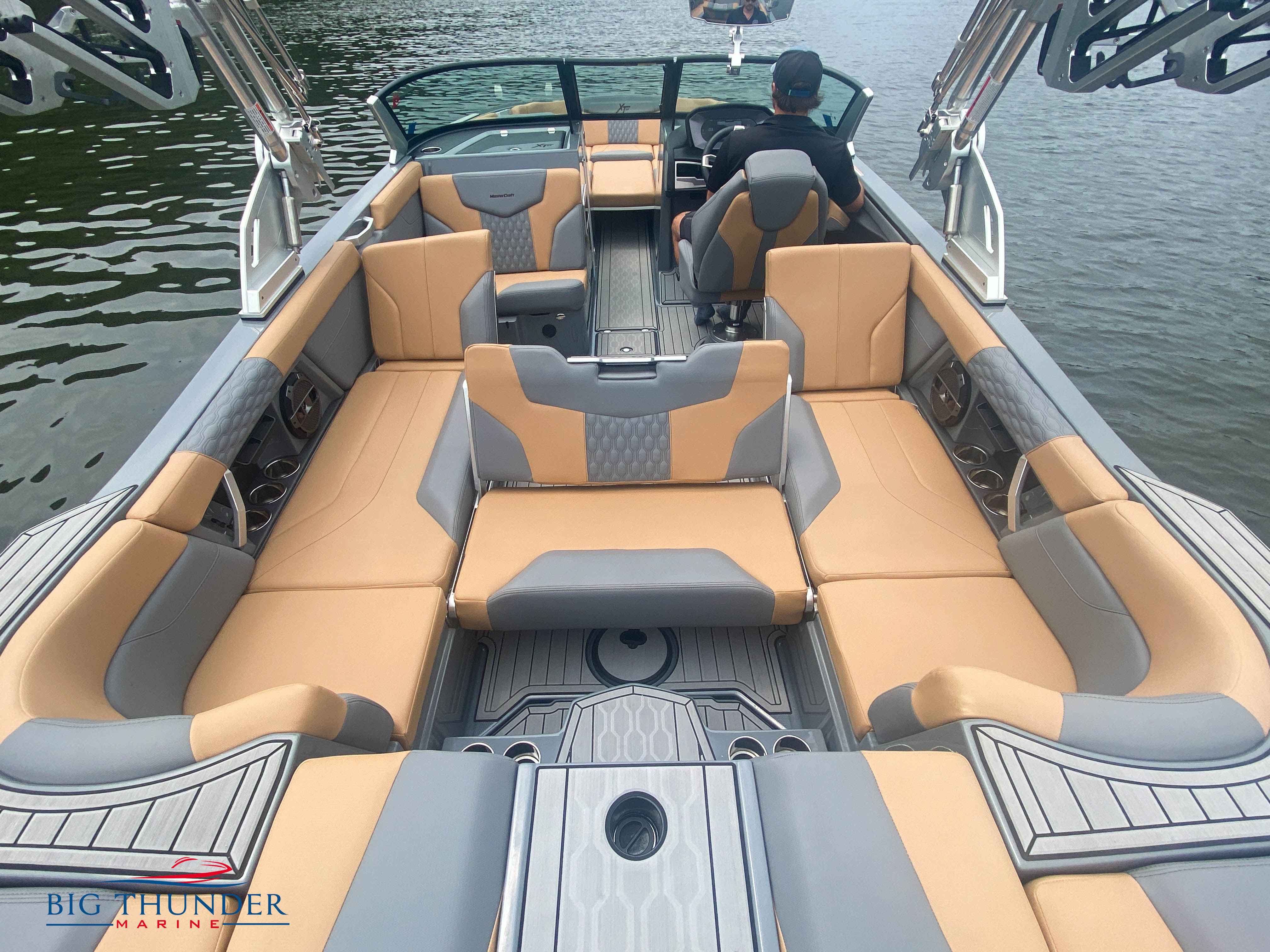 2022 Mastercraft XT24