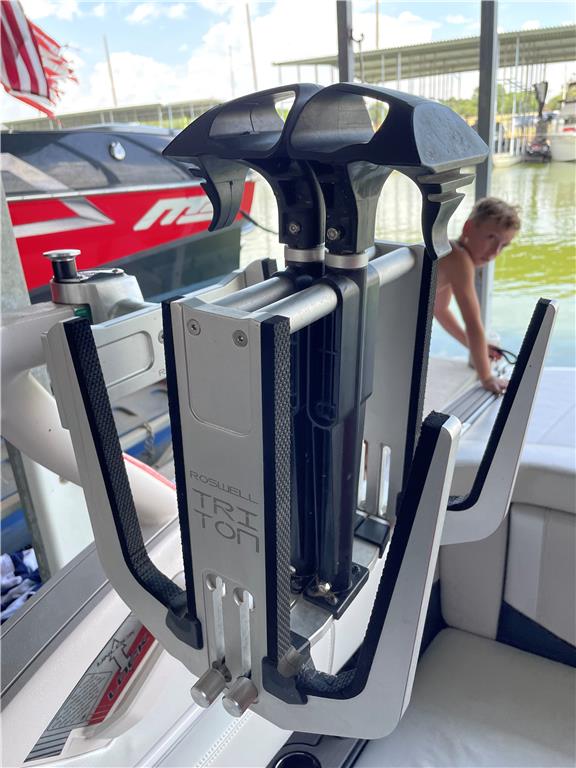 Super Clean 2014 Super Air Nautique 230 Icon