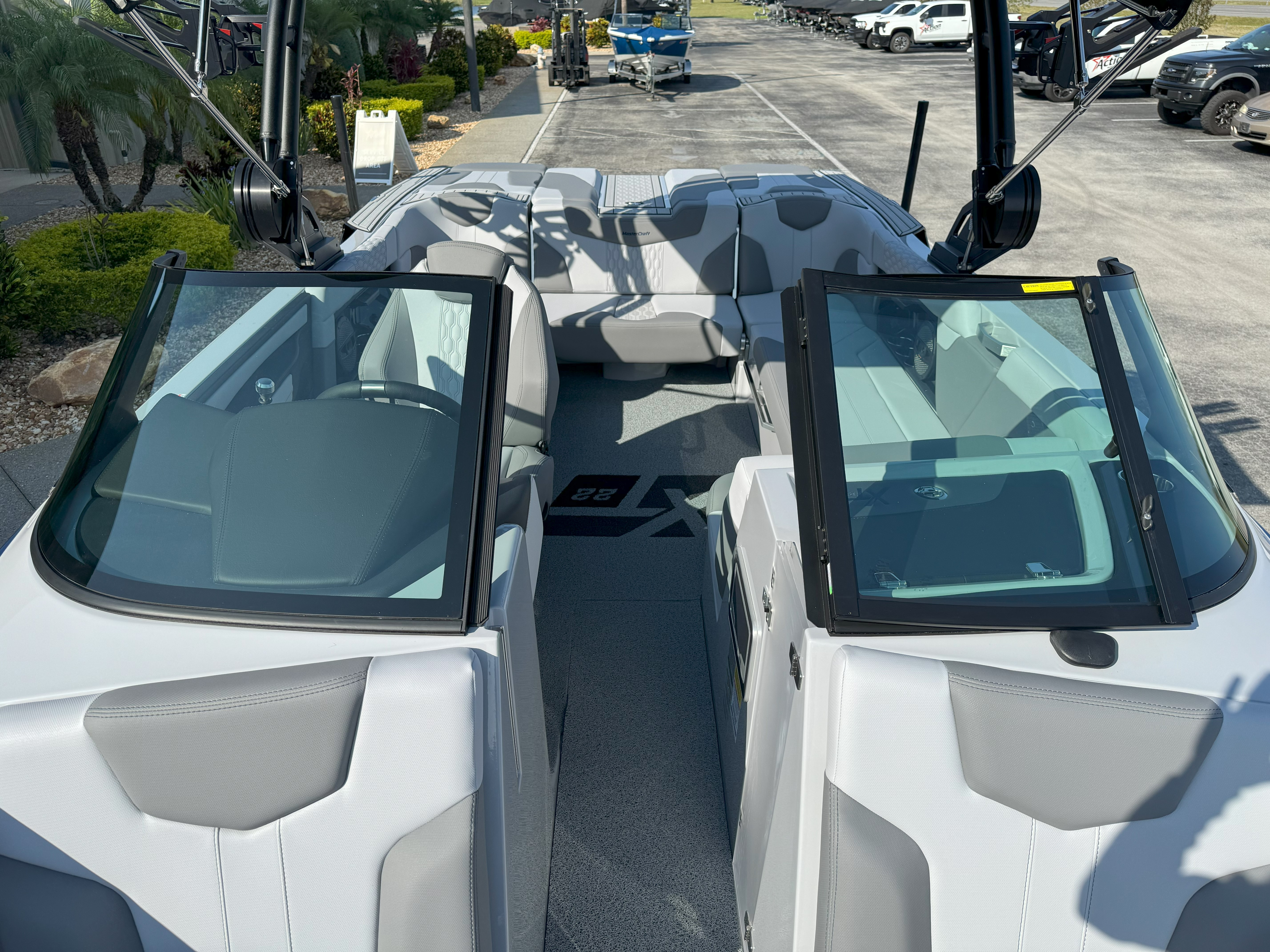 2024 MasterCraft XT22