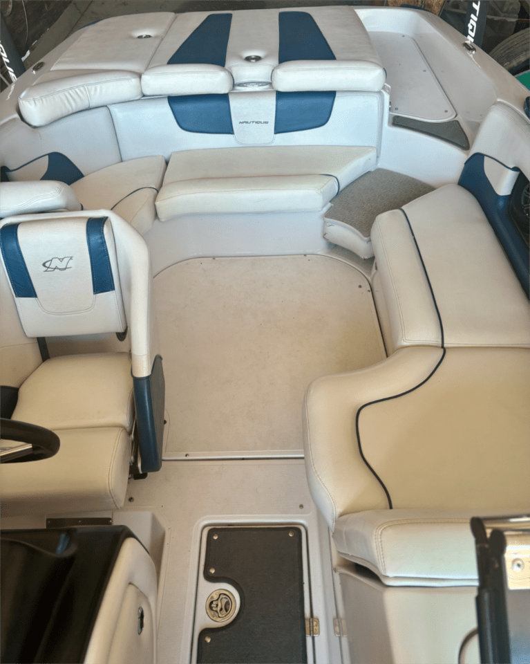 2009 Nautique 216V TE Icon