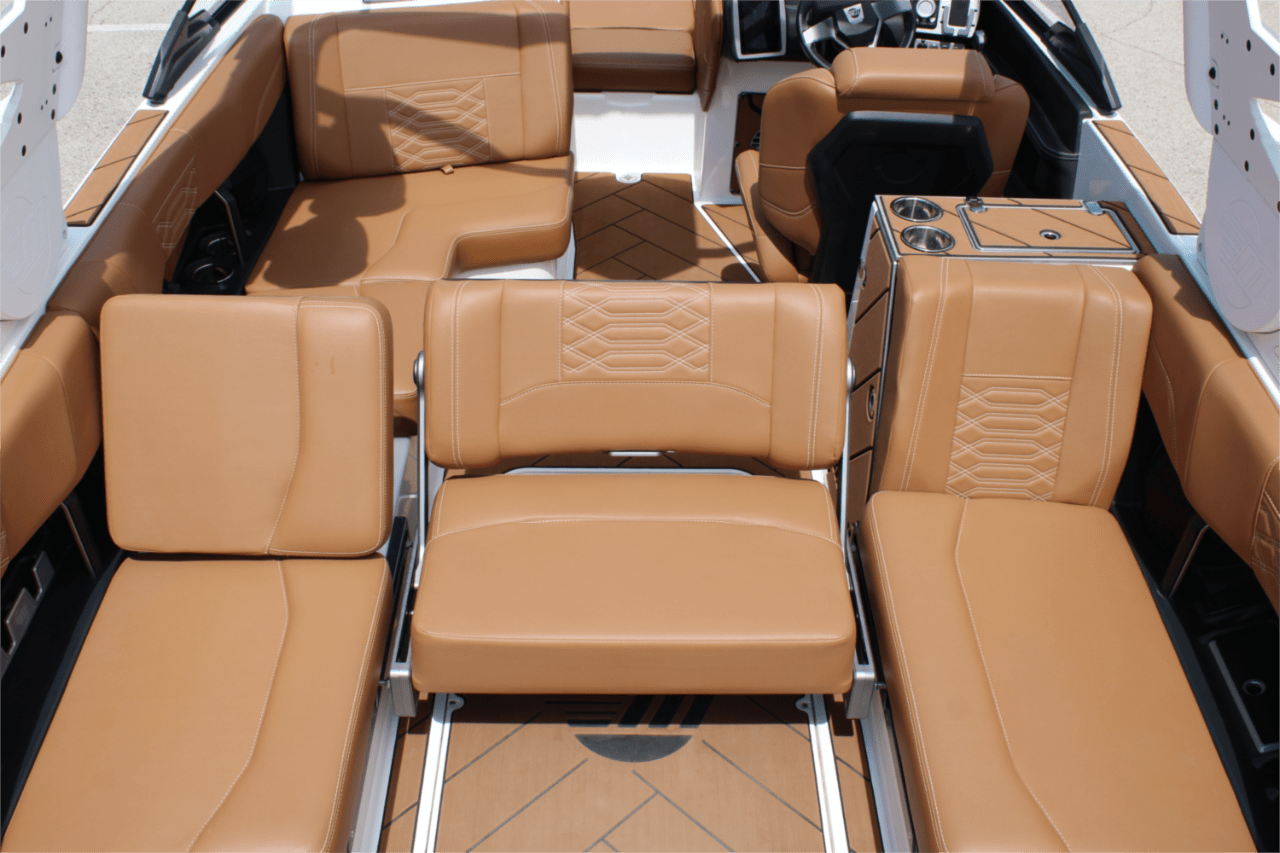 2024 Malibu 25 LSV