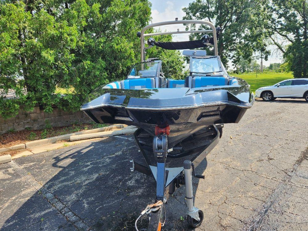 2020 Malibu 23MXZ | 209628