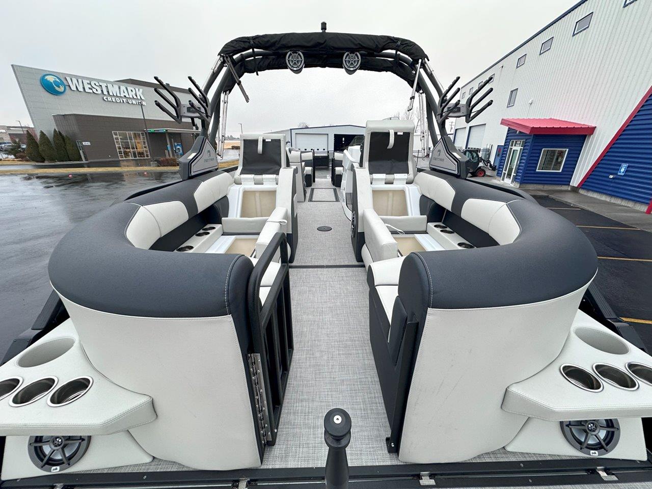 2024 Montara 25' Surf Boss