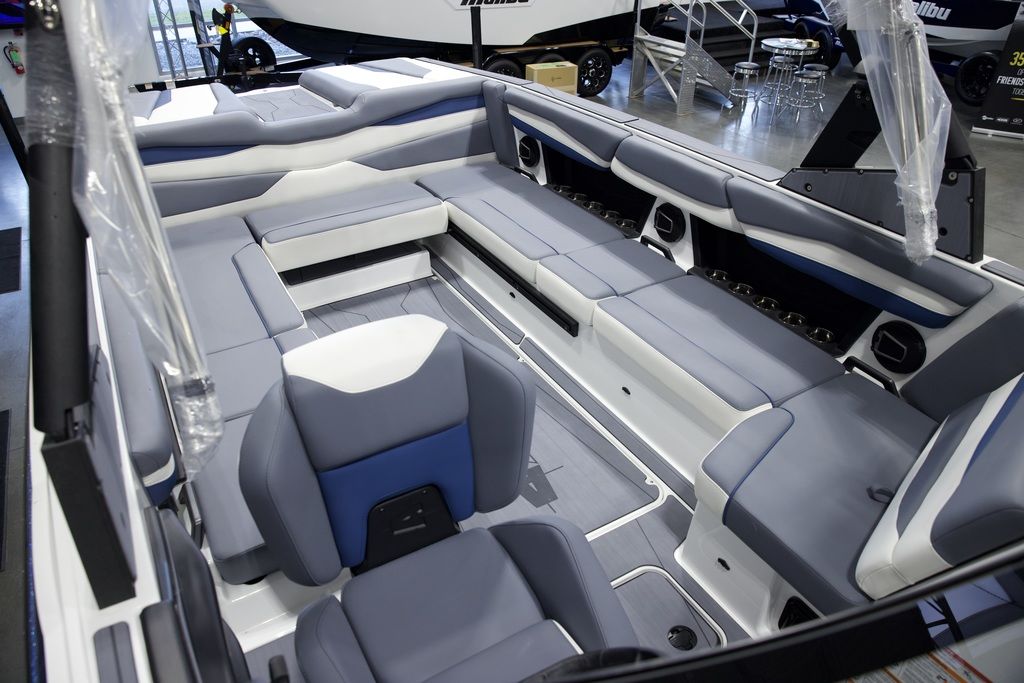 2025 Axis Wake Research A245