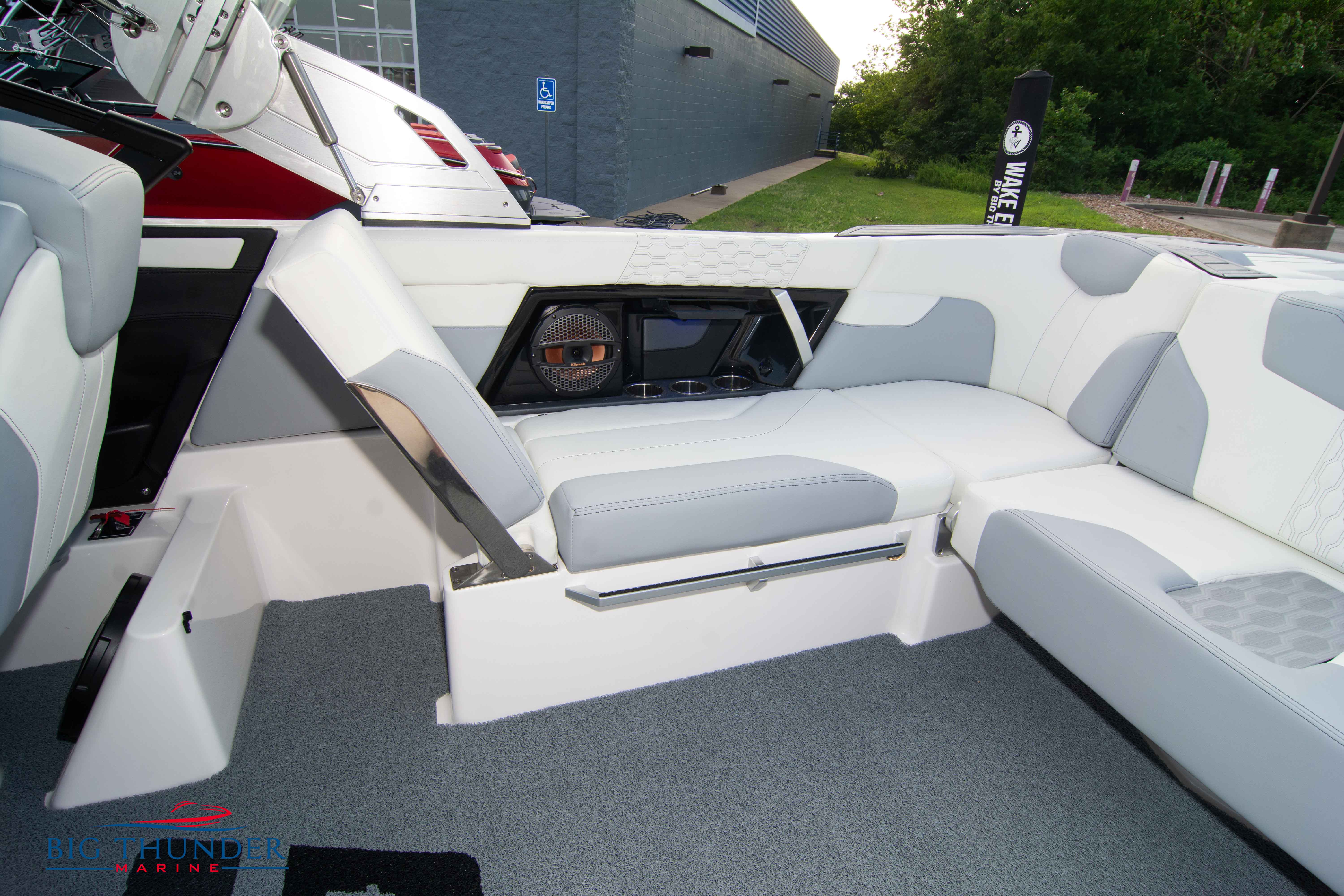 2023 Mastercraft XT24