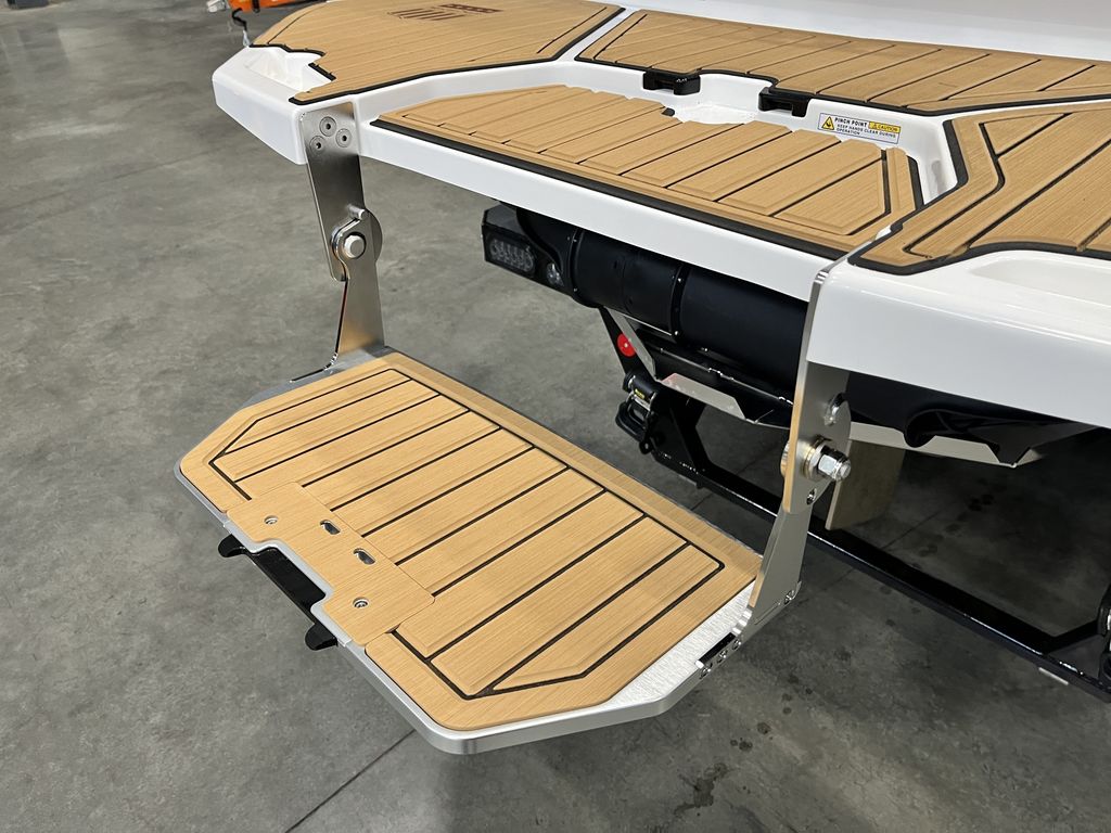 2024 MasterCraft XStar S