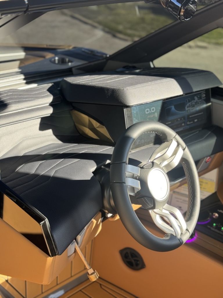 2025 Nautique Super Air Nautique G23