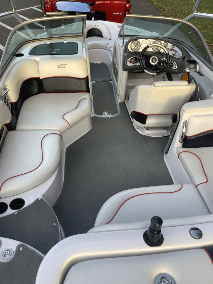 2005 ski nautique SV211