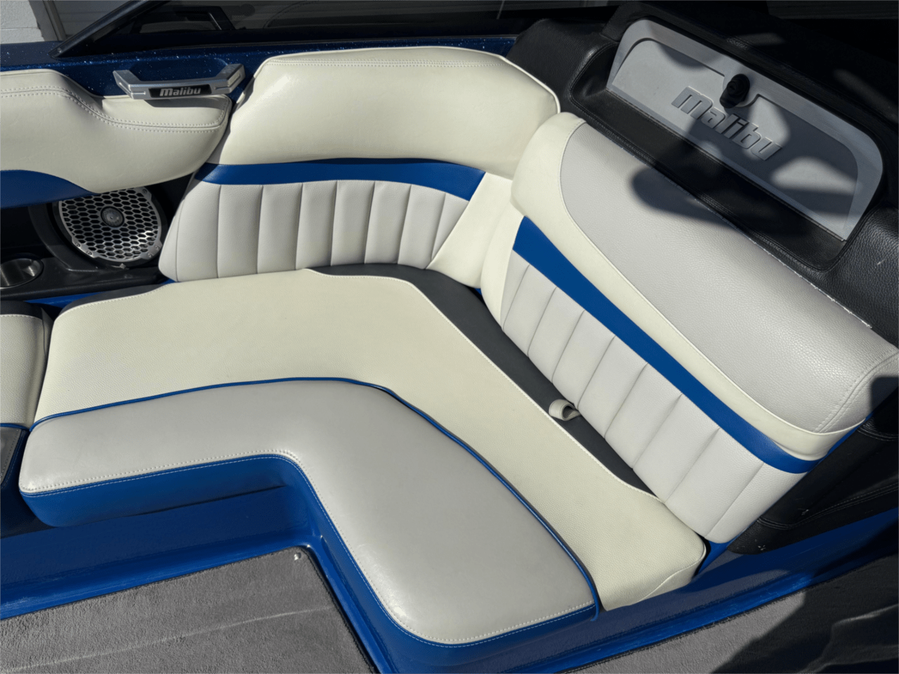 2015 Malibu Wakesetter 24 MXZ