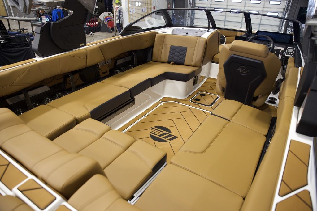 2025 Malibu Boats 23 LSV