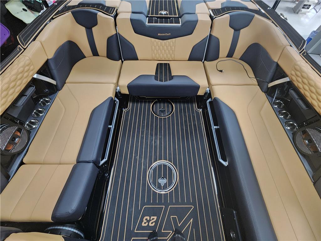 2024 Mastercraft XT-23 | 209111
