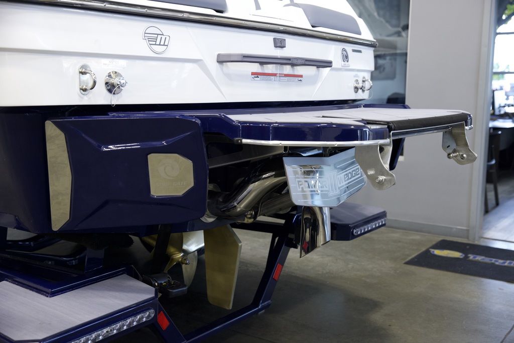 2025 Malibu Boats 23 LSV