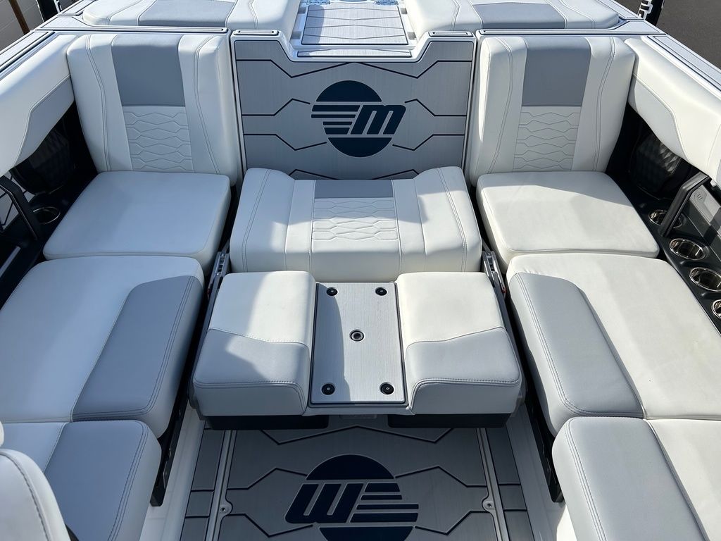 2025 Malibu Boats 23 MXZ