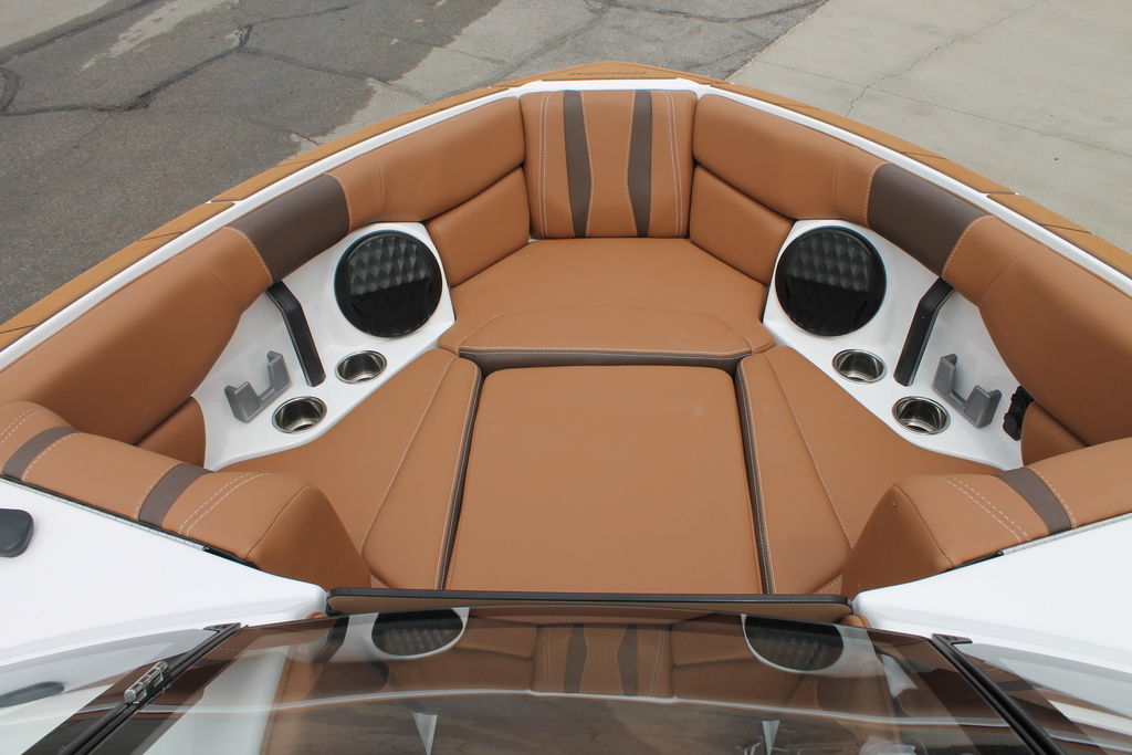 2025 Malibu Boats 22 LSV