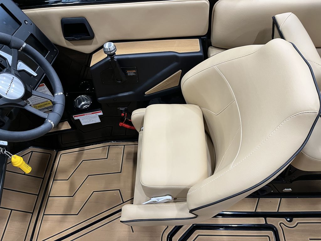2024 MOOMBA Mojo