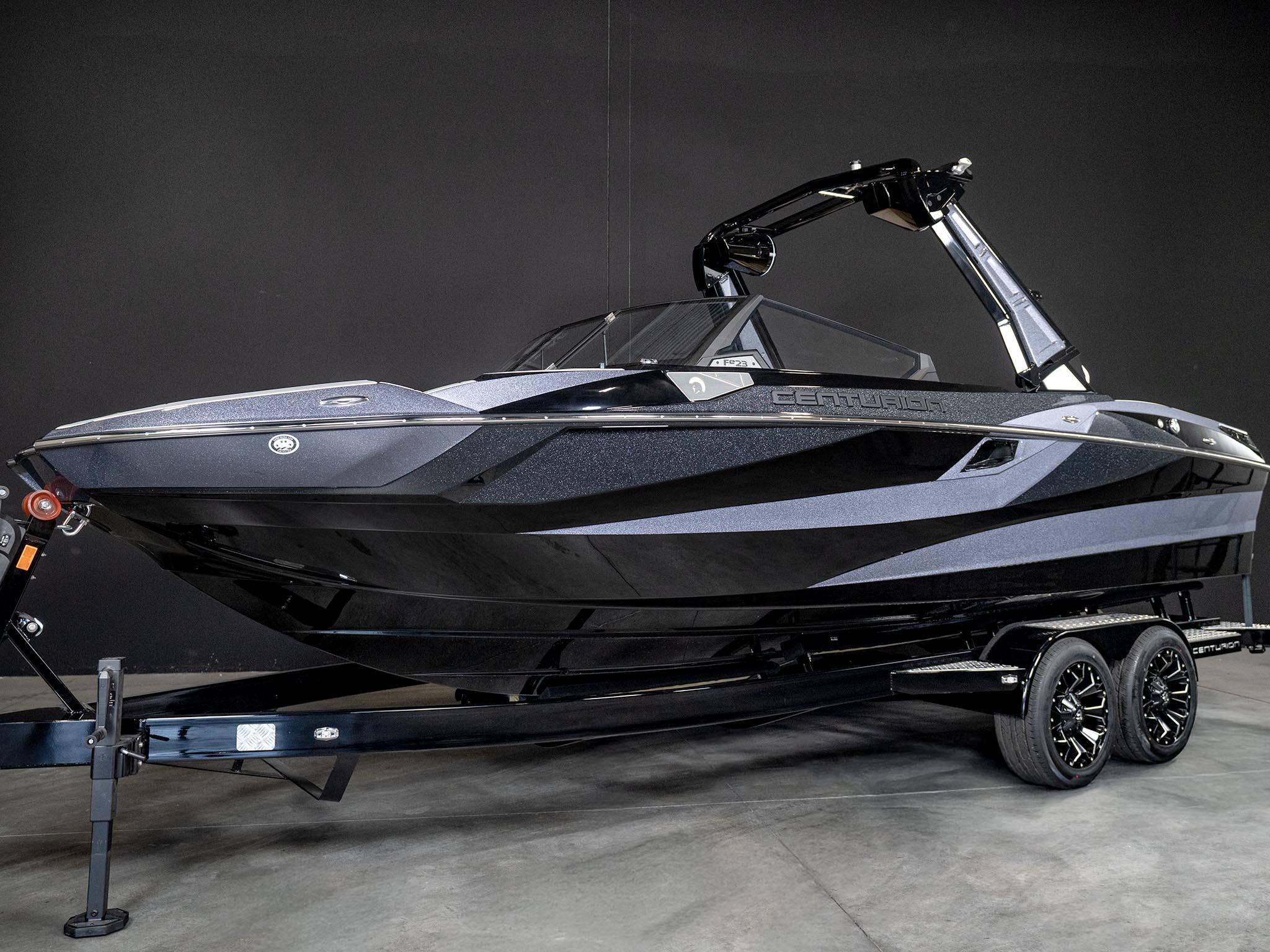 boat.Title