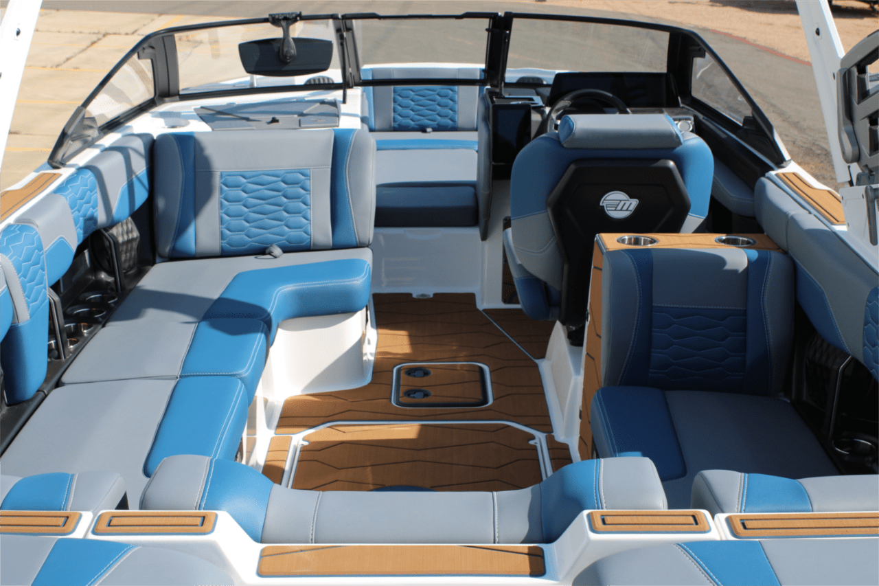2025 Malibu 24 MXZ